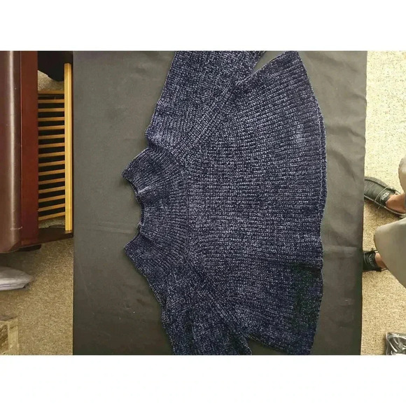 RD Style Women's Blue Flare Sleeve Textured Pullover Sweater XS - Picture 6 of 7